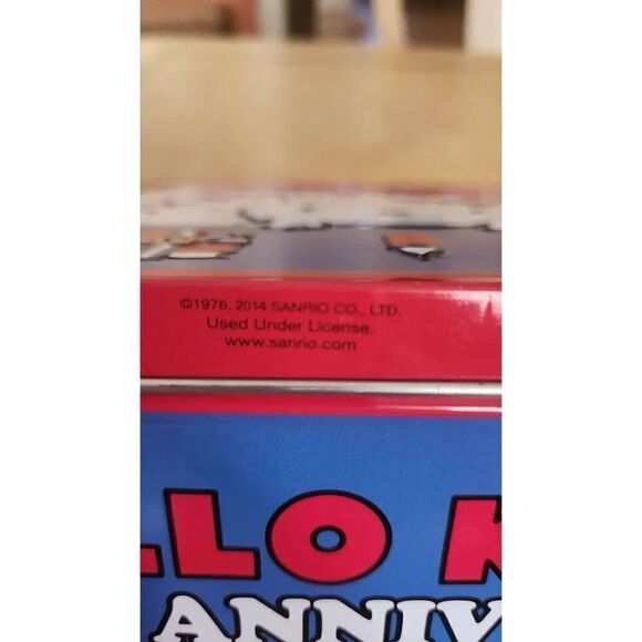 Loungefly Hello Kitty lunchbox 40th anniversary - Picture 8 of 8